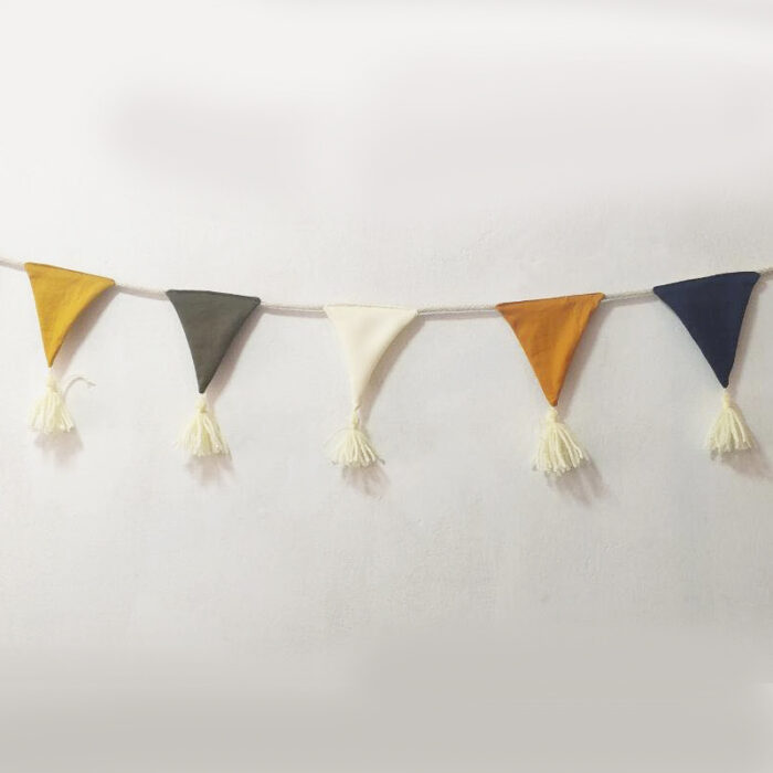 Pennant Garland